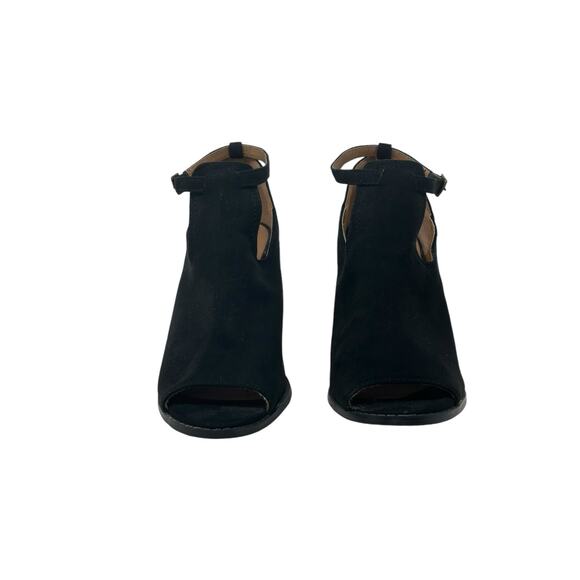 Qupid Black Faux Suede Peep Toe Buckle Strap Booties Block Heel size 8 - Picture 11 of 14